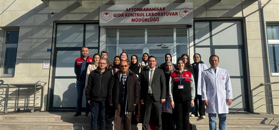 AFYON KOCATEPE ÜNİVERSİTESİ GIDA MÜHENDİSLİĞİ BÖLÜMÜNDEN LABORATUVARIMIZA ZİYARET