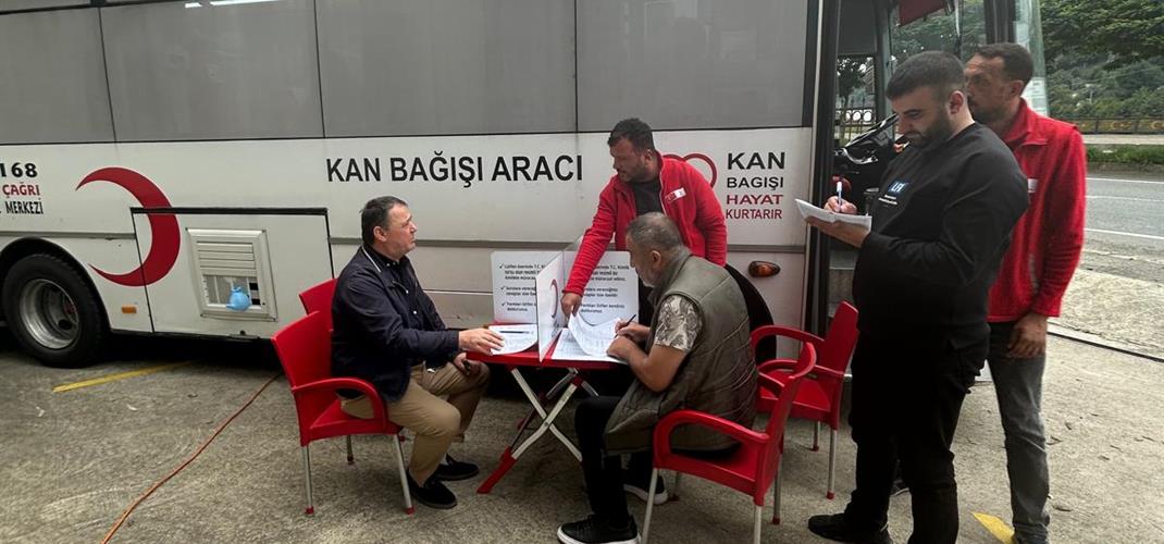 GIDA KONTROL LABORATUVAR MÜDÜRLÜĞÜ'NDEN KIZILAY'A YENİDEN KAN BAĞIŞI